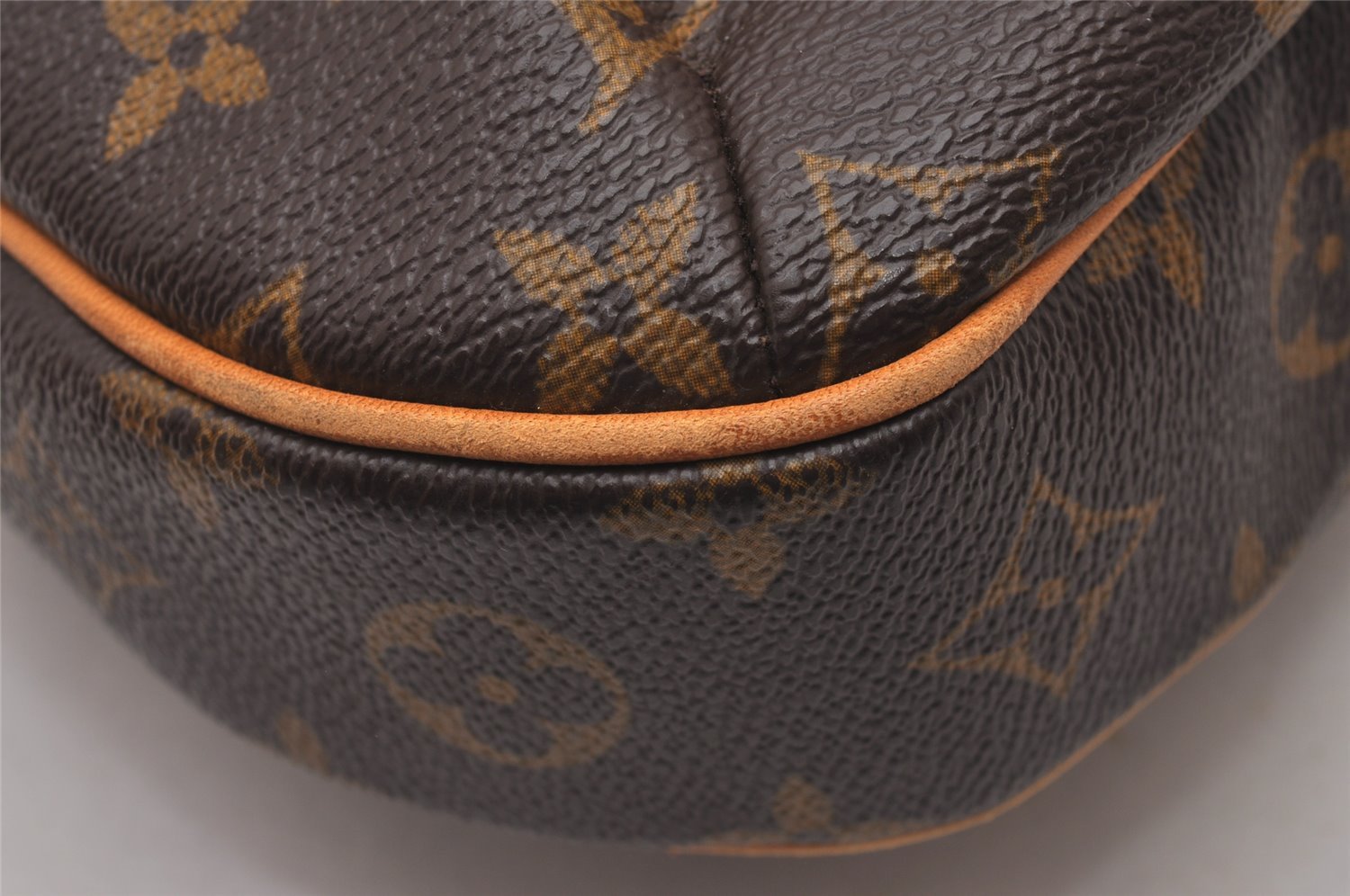 Authentic Louis Vuitton Monogram Odeon MM Shoulder Cross Bag M56389 LV 5589I