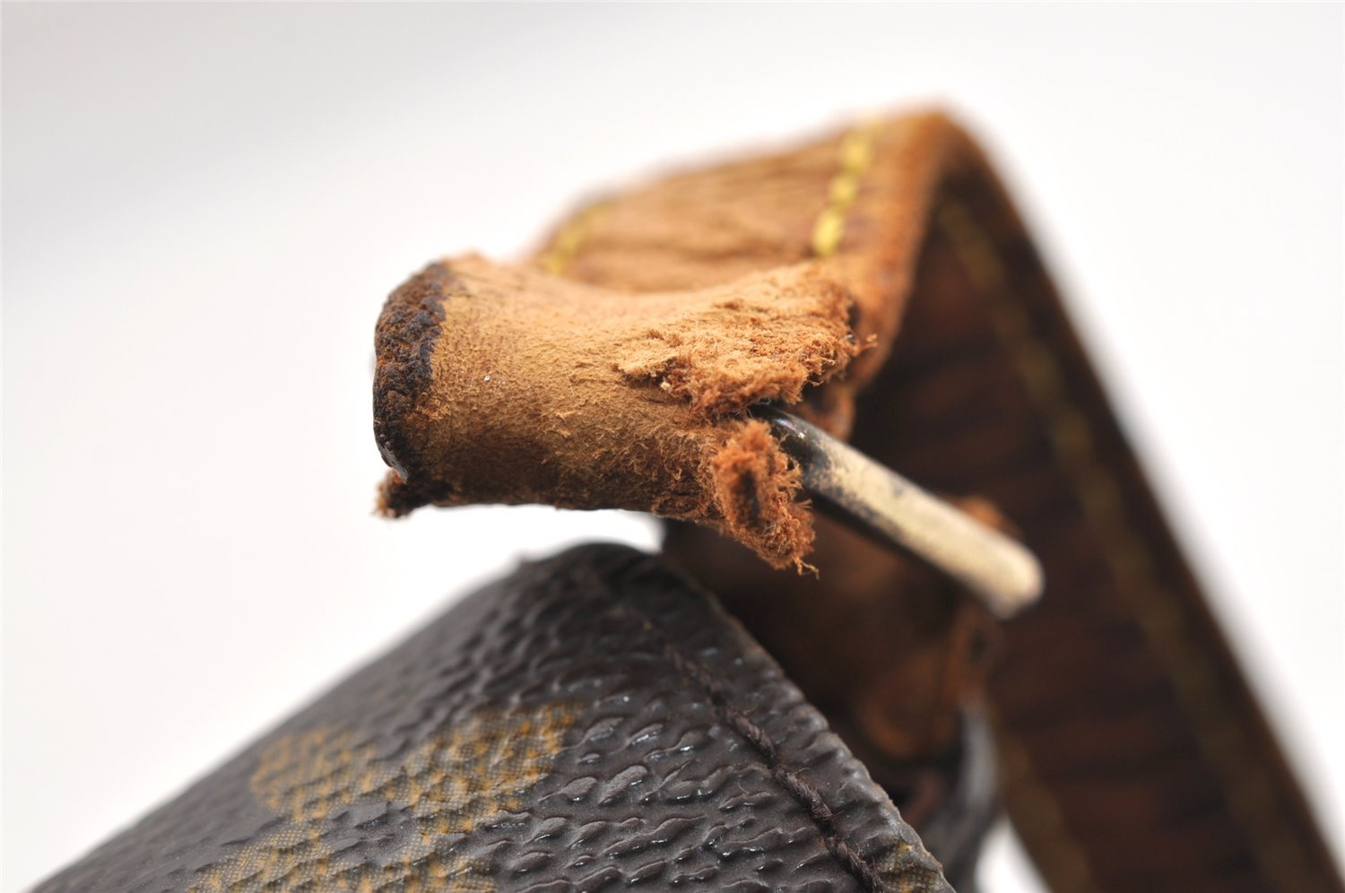 Authentic Louis Vuitton Monogram Musette Tango Shoulder Bag M51257 LV 5609I