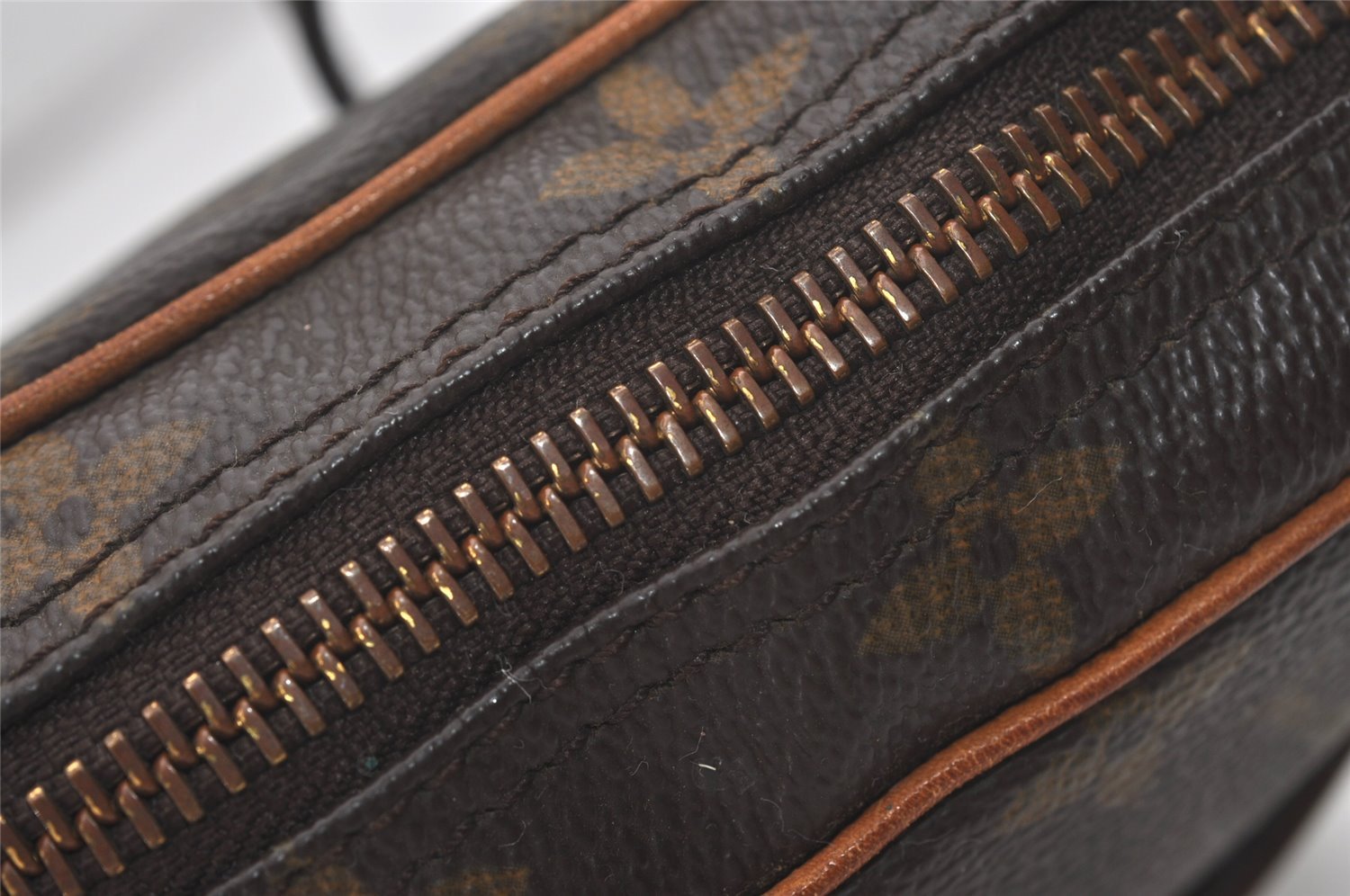 Authentic Louis Vuitton Monogram Danube Shoulder Cross Bag M45266 Junk 5611I