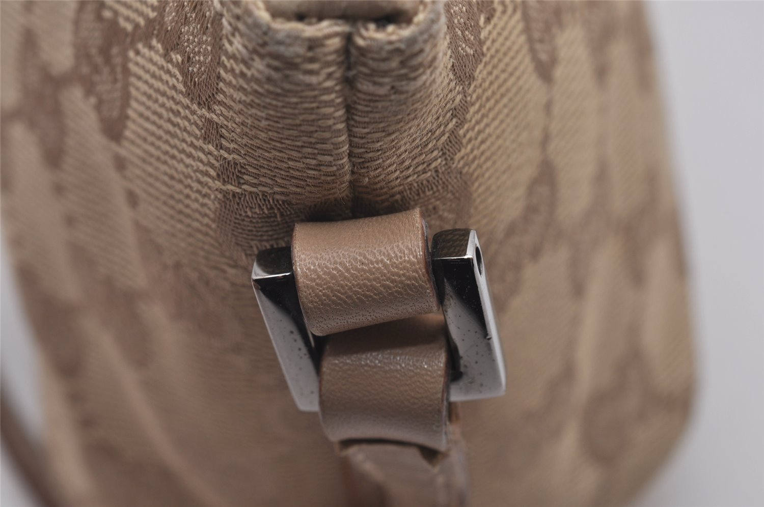 Authentic GUCCI Vintage Hand Bag Pouch Purse GG Canvas Leather 07198 Beige 5621I