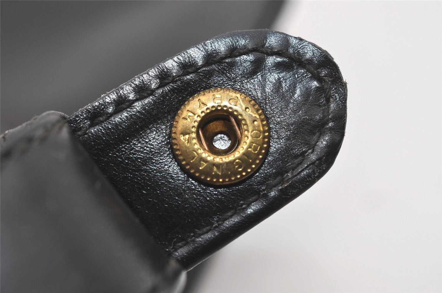 Authentic GUCCI Vintage Shoulder Hand Bag Purse Leather Black 5632I