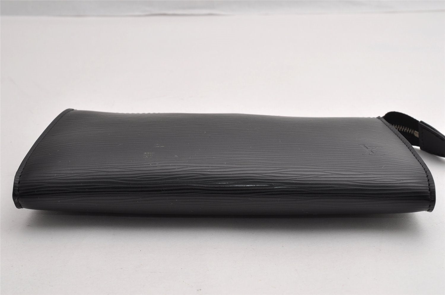 Authentic Louis Vuitton Epi Pochette Accessoires Pouch Black M52942 LV 5633I