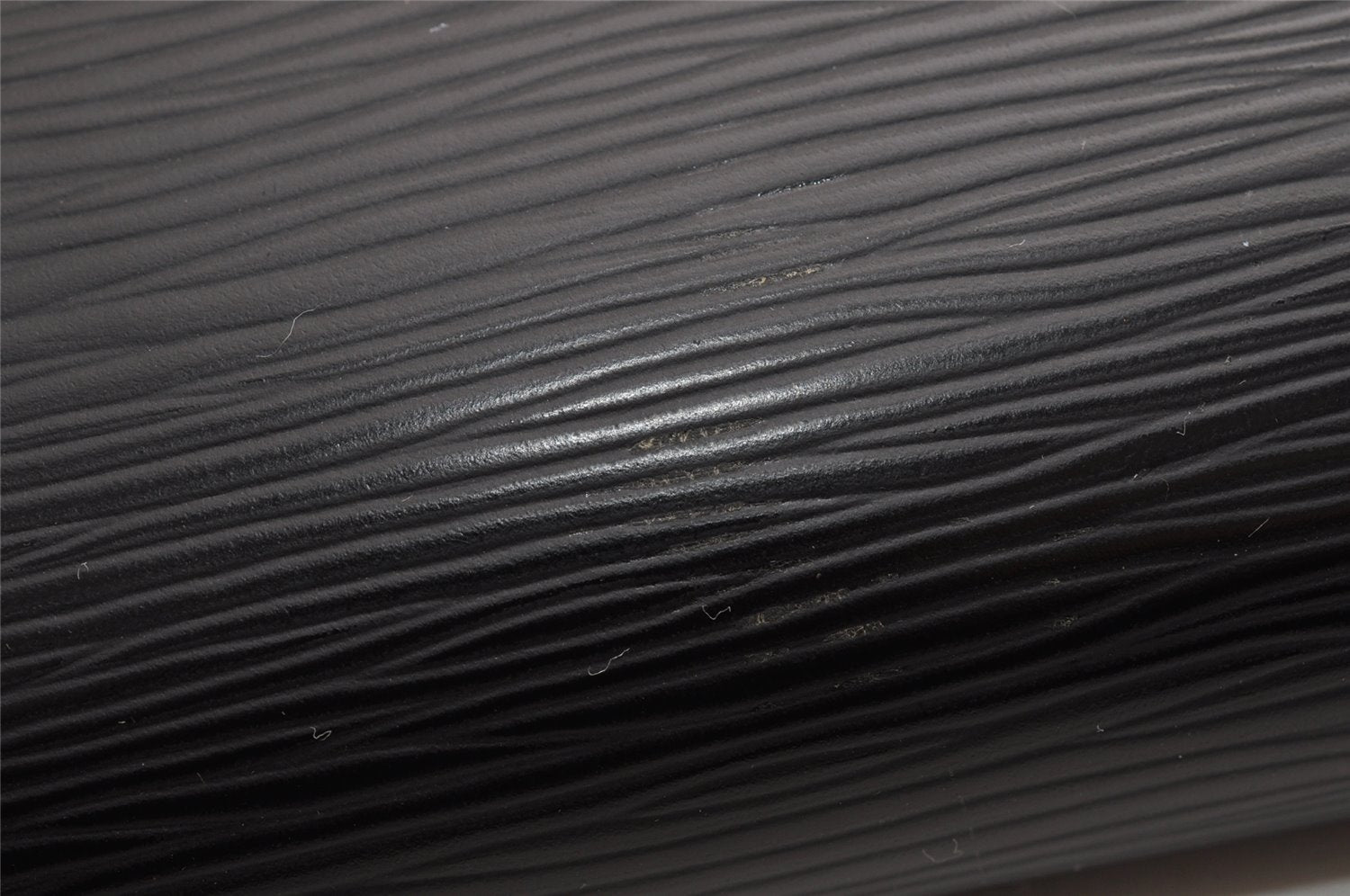 Authentic Louis Vuitton Epi Pochette Accessoires Pouch Black M52942 LV 5633I