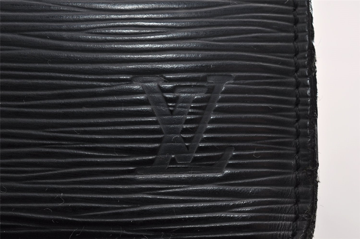 Authentic Louis Vuitton Epi Riviera Hand Bag Black M48182 LV 5637I