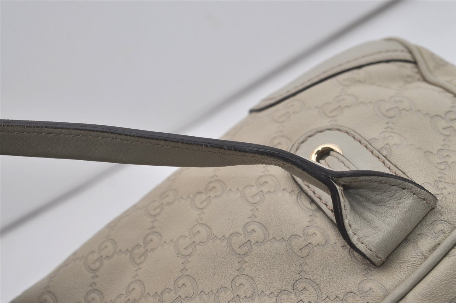 Authentic GUCCI Guccissima Princy GG Leather Shoulder Bag 161720 White 5655I