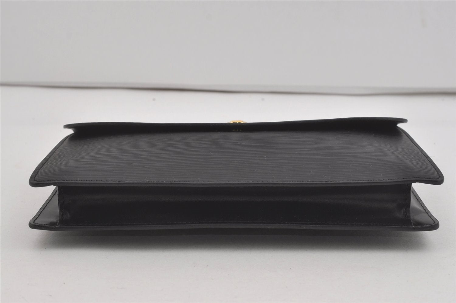 Authentic Louis Vuitton Epi Montaigne 27 Clutch Hand Bag Black M52652 LV 5656I