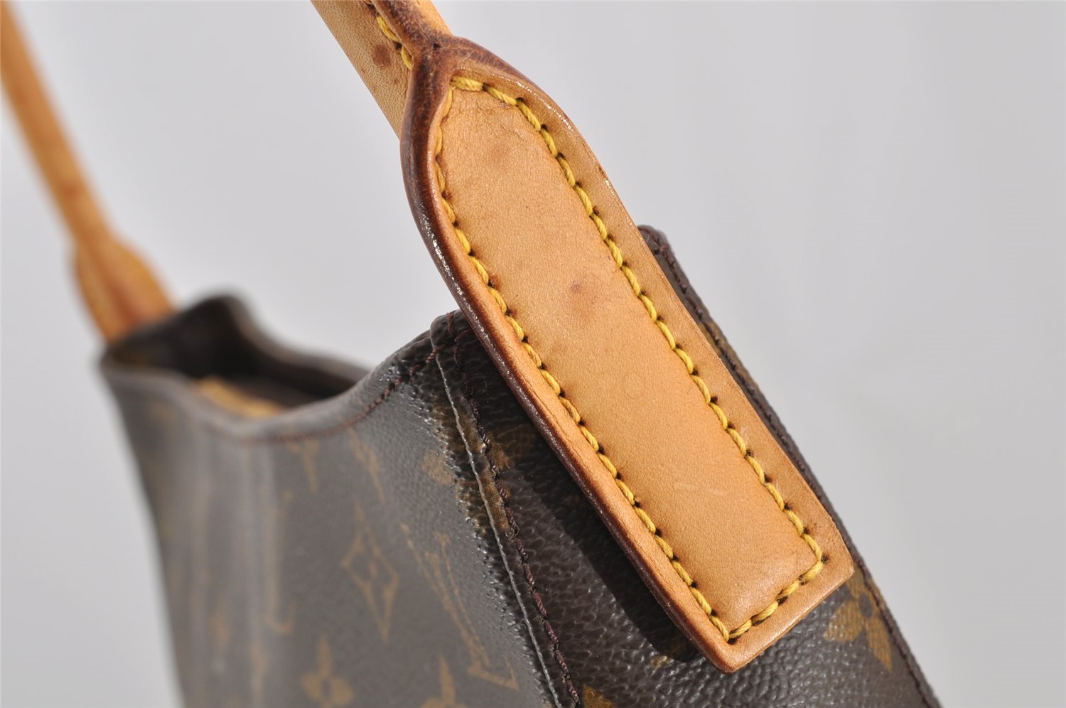 Authentic Louis Vuitton Monogram Looping GM Shoulder Bag M51145 LV 5657I