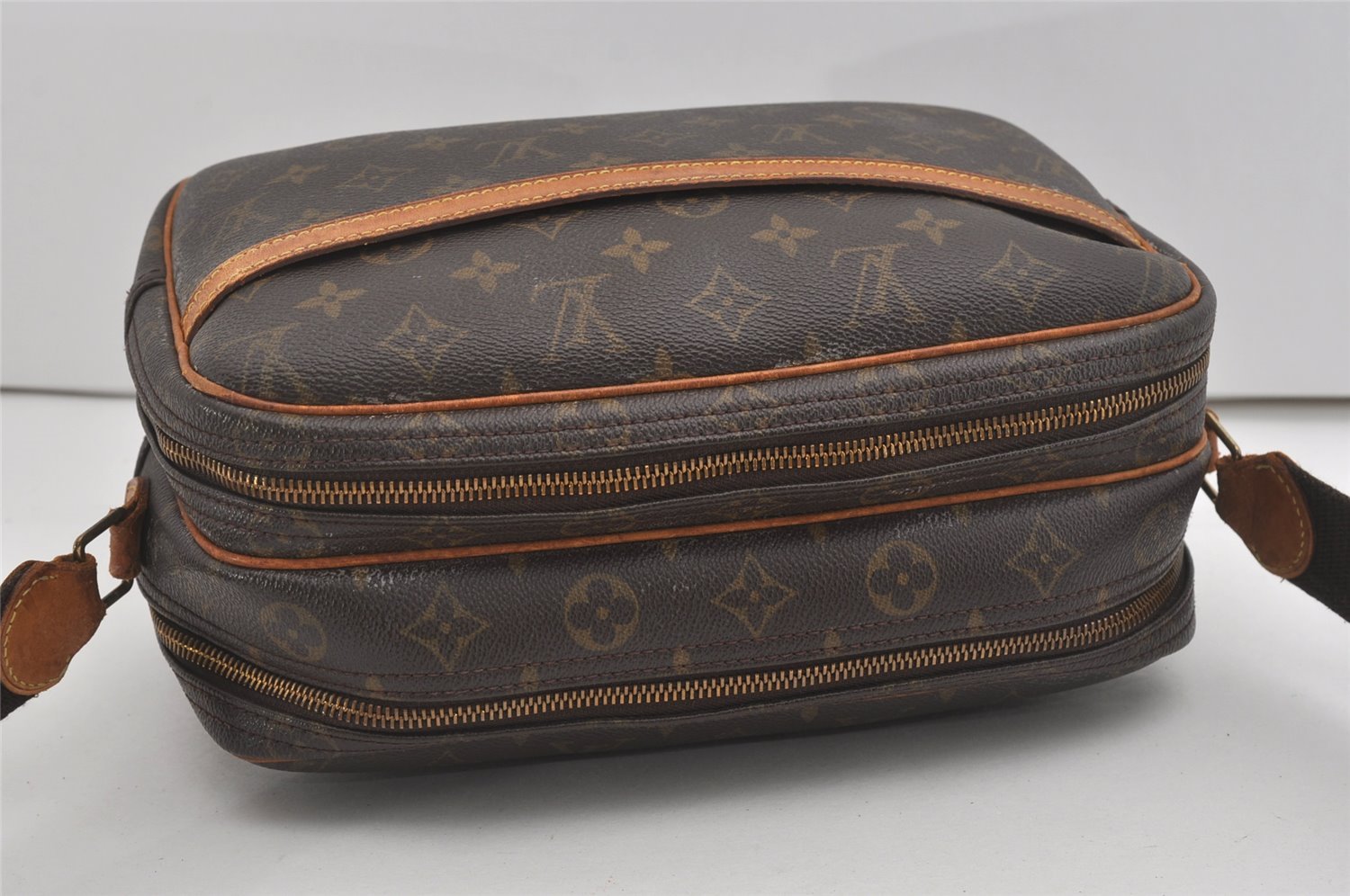 Authentic Louis Vuitton Monogram Reporter PM Shoulder Cross Bag M45254 LV 5660I