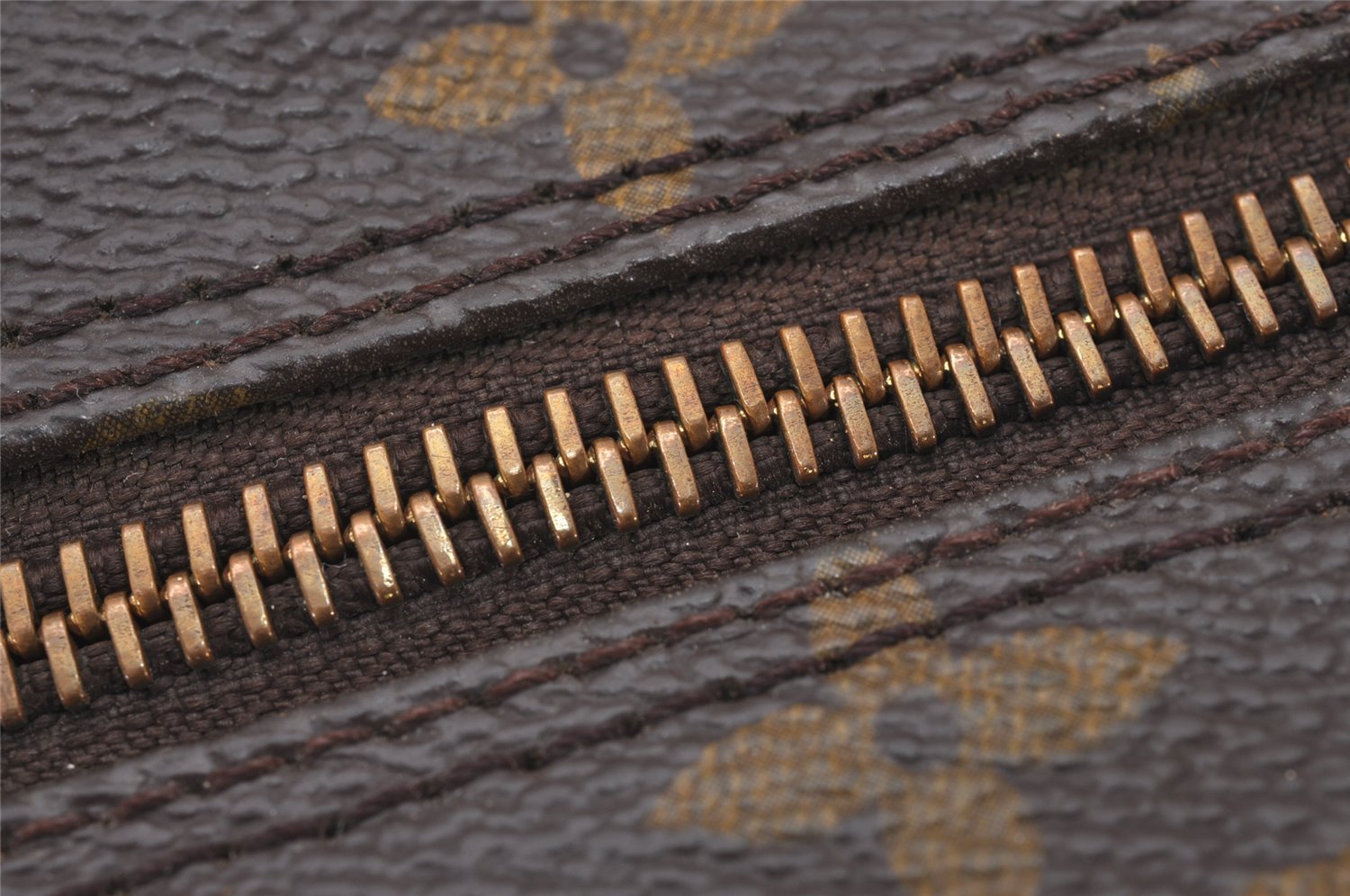 Authentic Louis Vuitton Monogram Papillon 30 Hand Bag Old Model LV 5665I