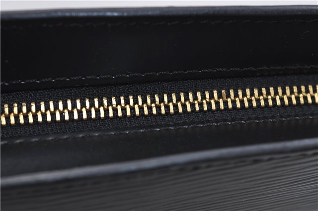 Auth Louis Vuitton Epi Saint Jacques Poignet Long Shoulder Bag Black LV 5667E