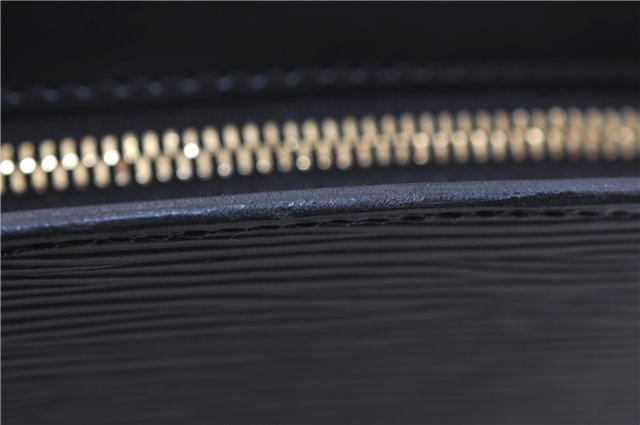 Auth Louis Vuitton Epi Saint Jacques Poignet Long Shoulder Bag Black LV 5667E