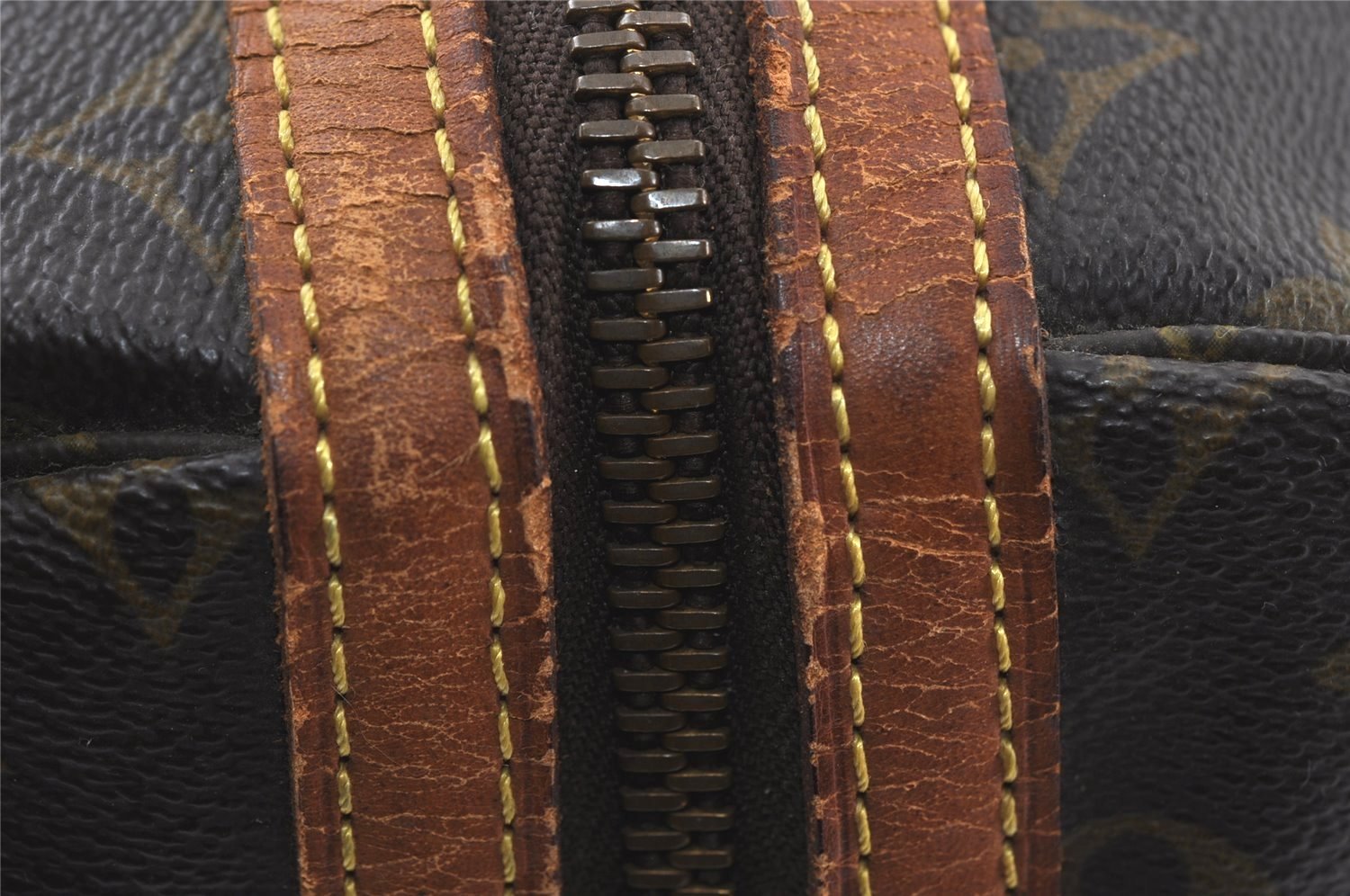 Authentic Louis Vuitton Monogram Sac Sport Travel Hand Bag M41444 LV 5671I