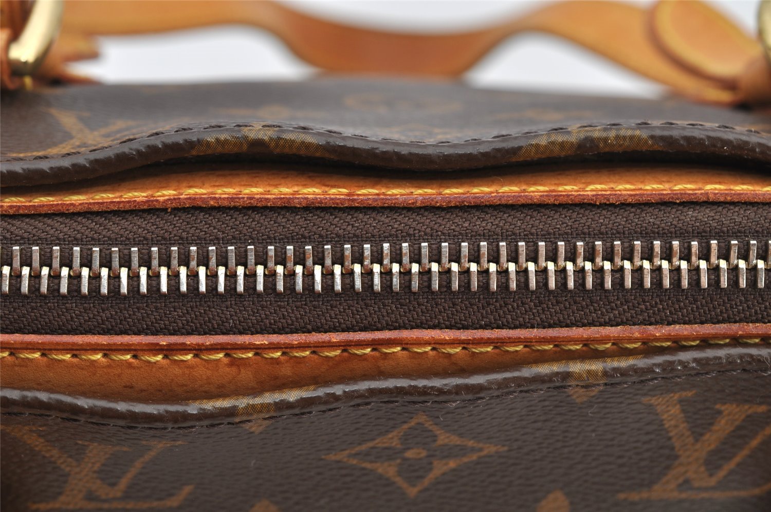 Authentic Louis Vuitton Monogram Popincourt Haut Shoulder Bag M40007 LV 5673I