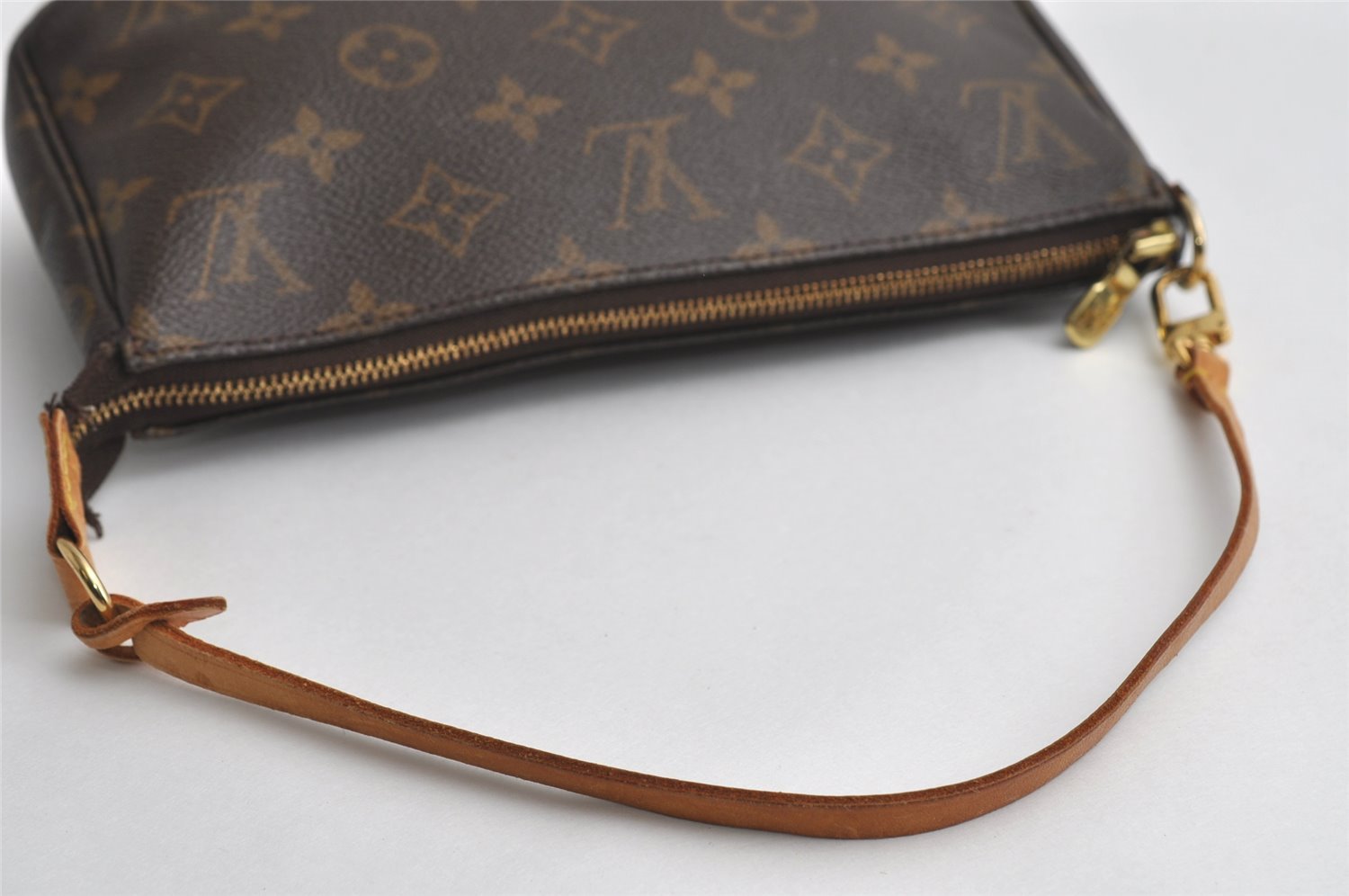 Authentic Louis Vuitton Monogram Pochette Accessoires Pouch M51980 LV 5674I
