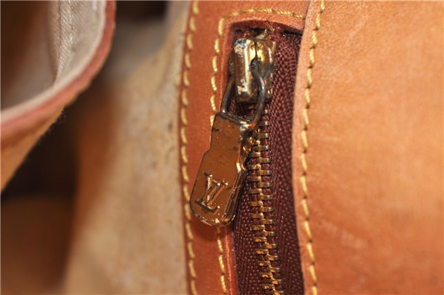 Authentic Louis Vuitton Monogram Bucket PM Shoulder Bag Old Model LV 5680D