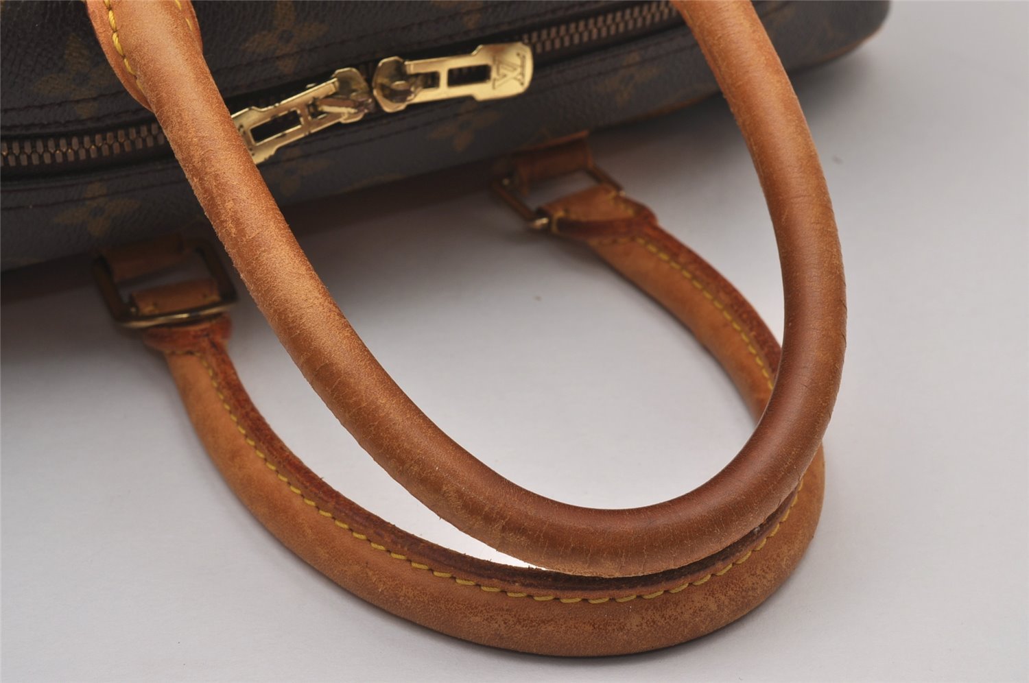 Authentic Louis Vuitton Monogram Deauville Hand Bag M47270 LV Junk 5681I