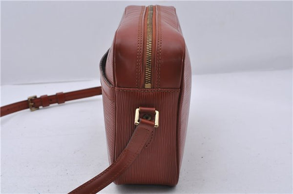 Auth LOUIS VUITTON Epi Trocadero 27 Shoulder Cross Bag Brown M52303 LV 5690C