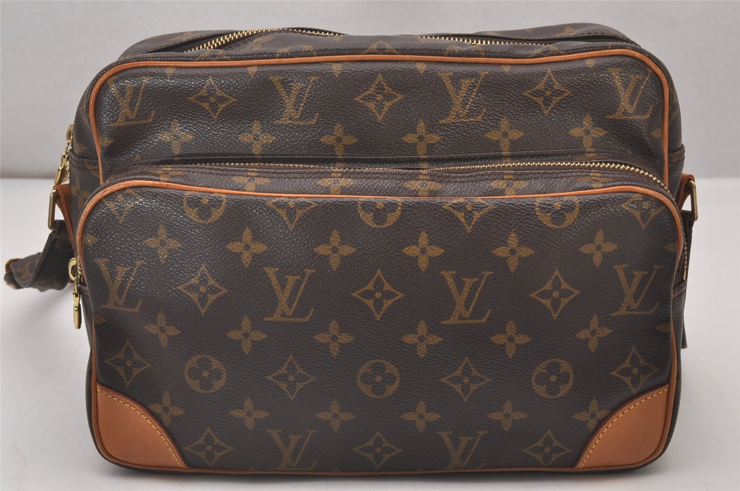 Authentic Louis Vuitton Monogram Nile Shoulder Cross Body Bag M45244 LV 5693I
