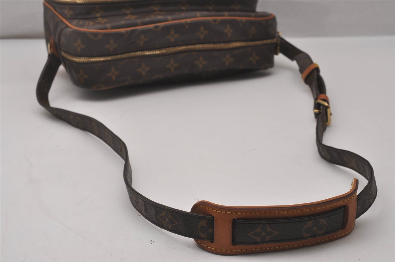 Authentic Louis Vuitton Monogram Nile Shoulder Cross Body Bag M45244 LV 5693I