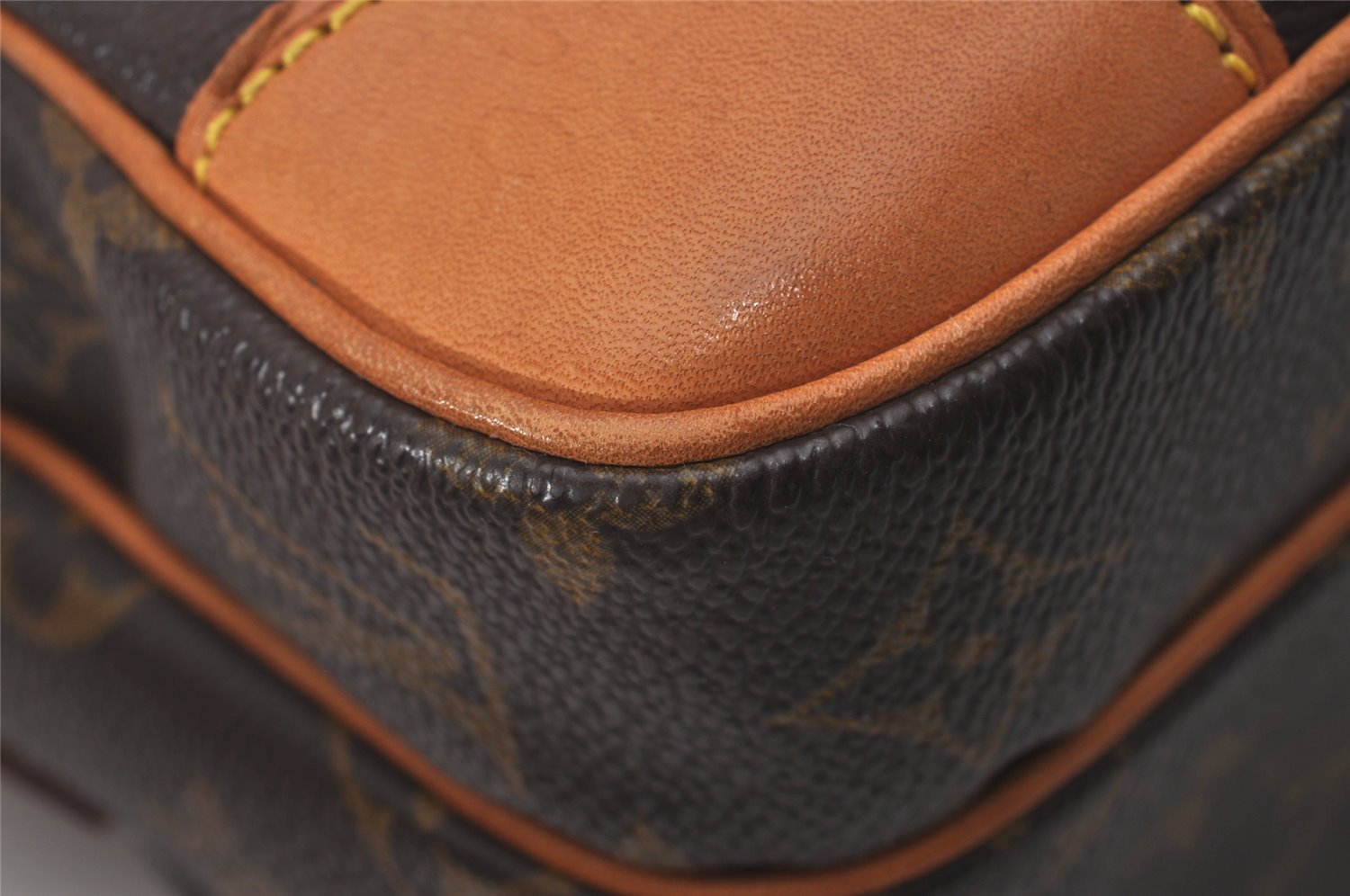 Authentic Louis Vuitton Monogram Nile Shoulder Cross Body Bag M45244 LV 5693I