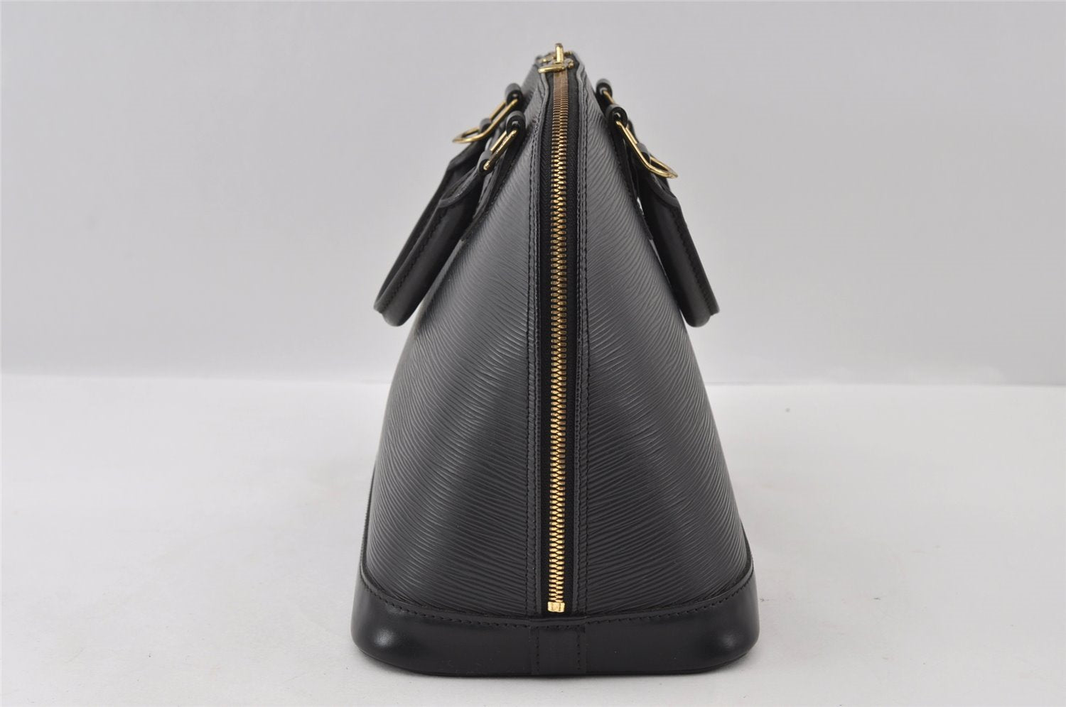 Authentic Louis Vuitton Epi Alma PM Hand Bag Black M40302 LV 5702I