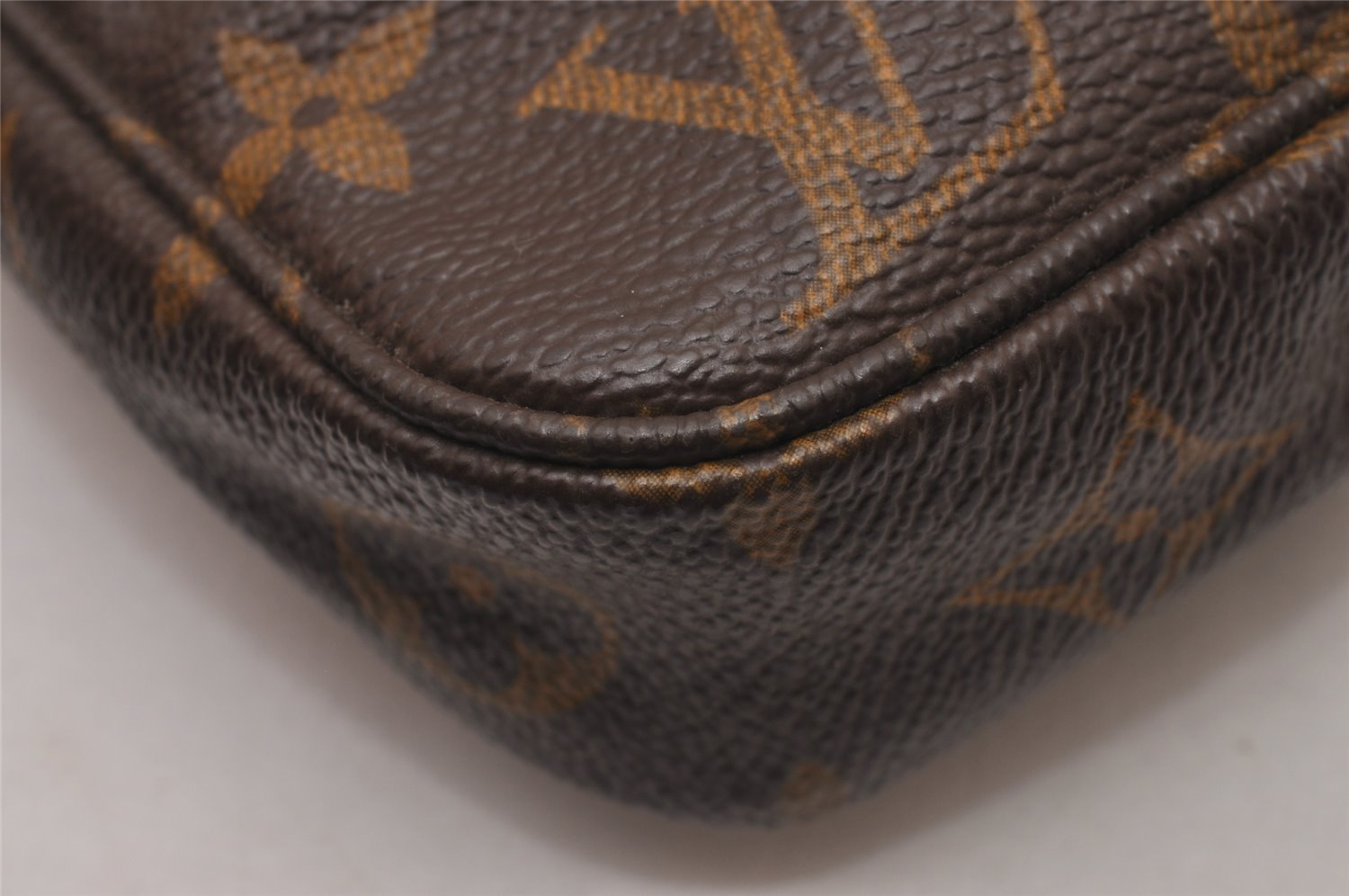Authentic Louis Vuitton Monogram Pochette Accessoires Pouch M51980 LV 5708I