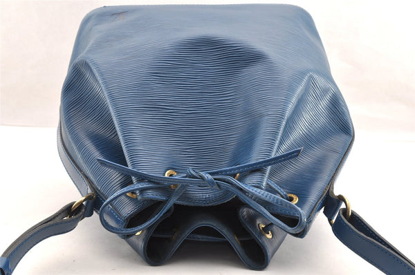 Authentic Louis Vuitton Epi Petit Noe Shoulder Drawstring Bag M44105 Blue 5722I