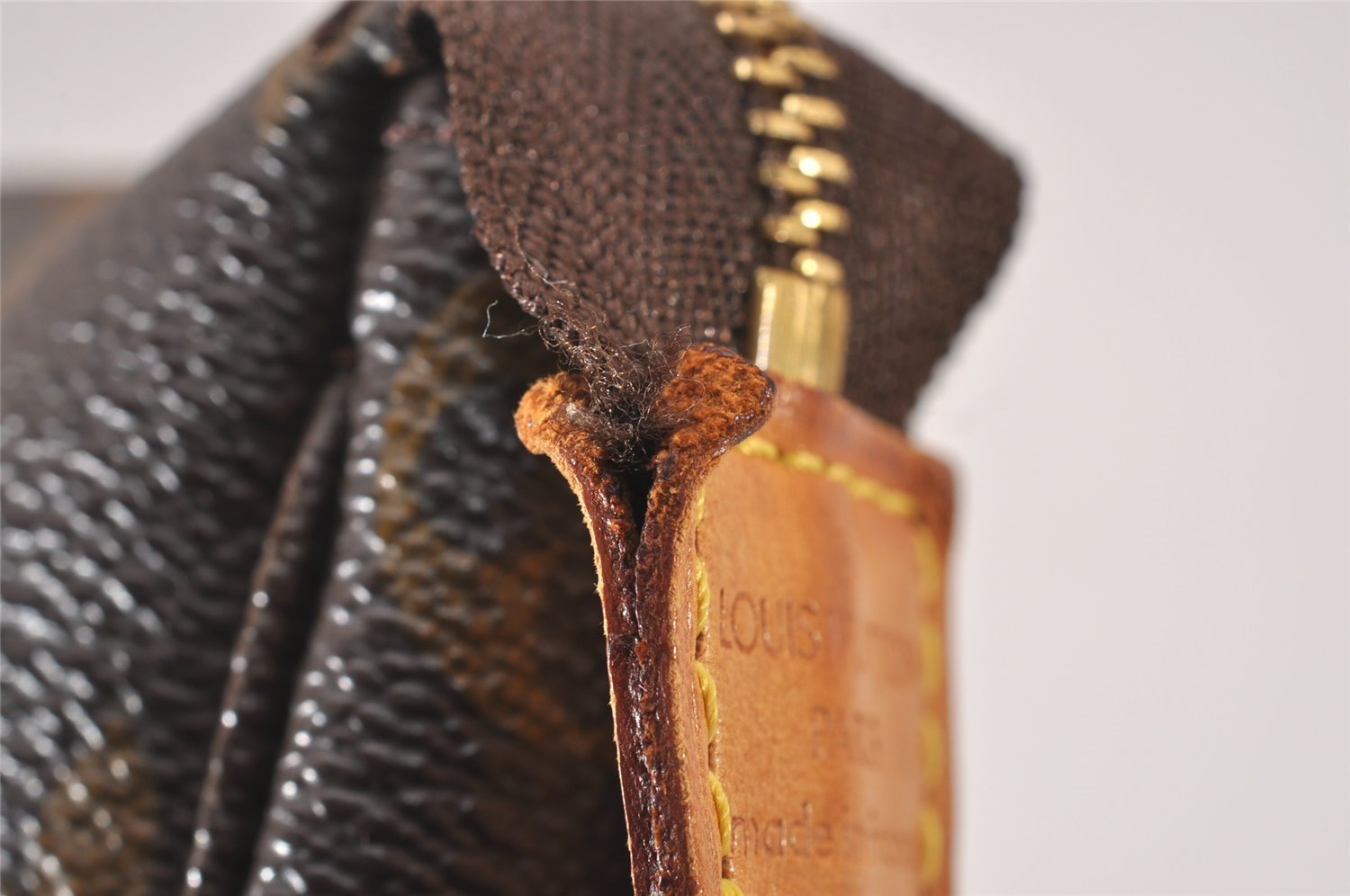 Authentic Louis Vuitton Monogram Pochette Accessoires Pouch M51980 LV 5726I