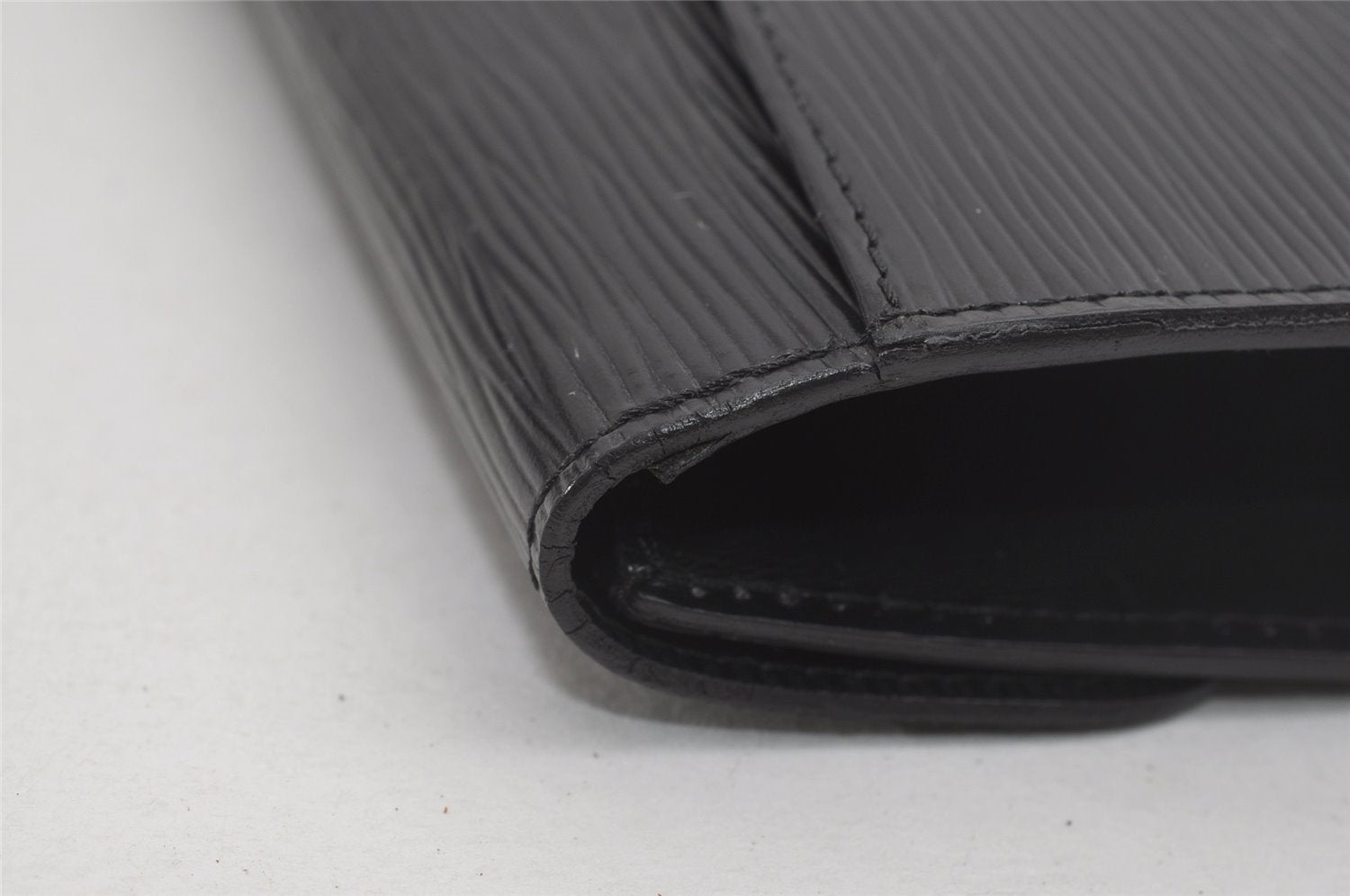 Authentic Louis Vuitton Epi Arts Deco Clutch Hand Bag Black M52632 LV 5727I