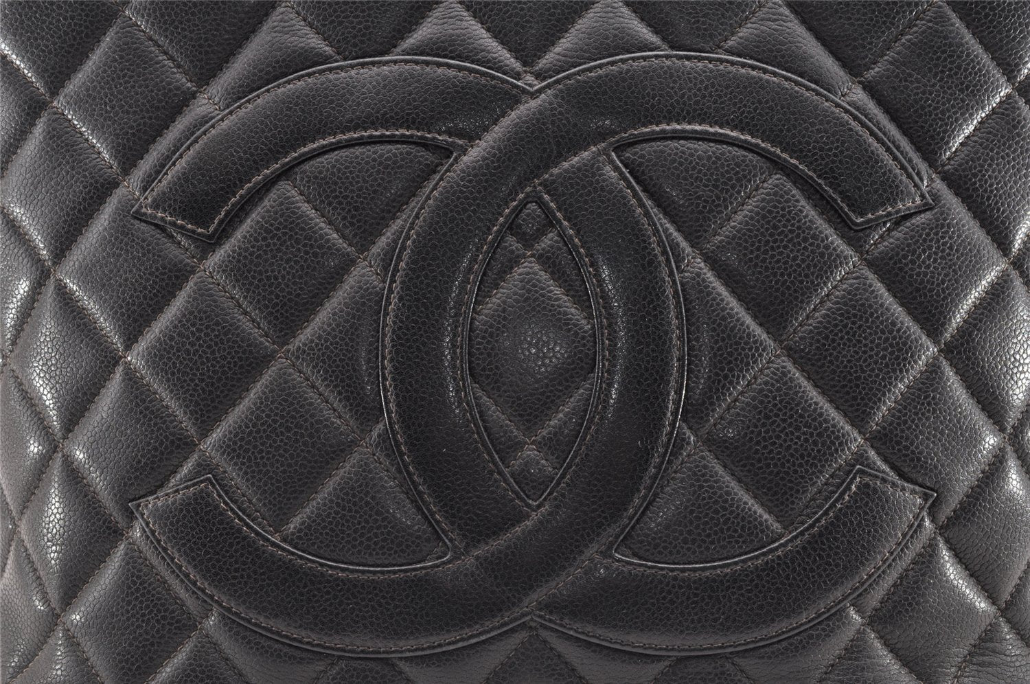 Authentic CHANEL Caviar Skin Medallion CC Logo Shoulder Tote Bag Black 5731I