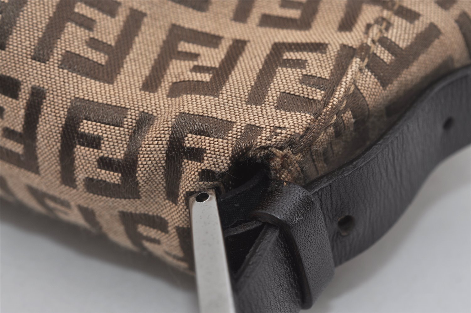 Authentic FENDI Zucchino Mamma Baguette Shoulder Bag Canvas Leather Brown 5734I