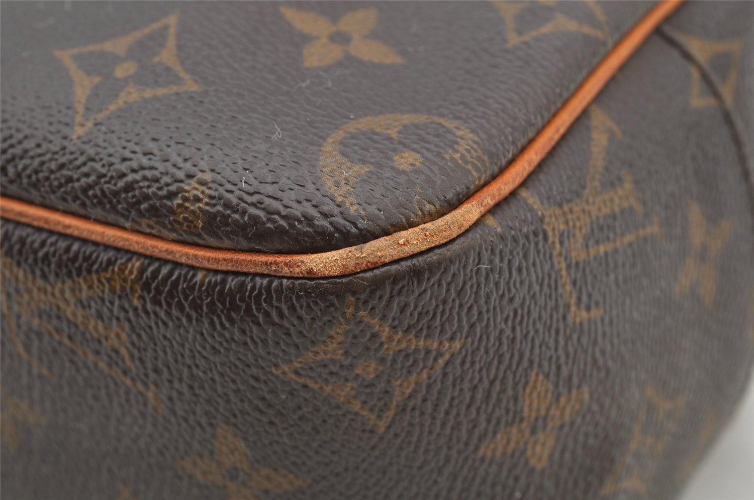 Authentic Louis Vuitton Monogram Cite MM Shoulder Bag M51182 LV Junk 5742I