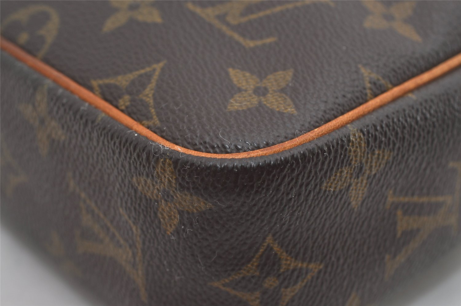 Authentic Louis Vuitton Monogram Compiegne 23 Clutch Hand Bag M51847 LV 5745I