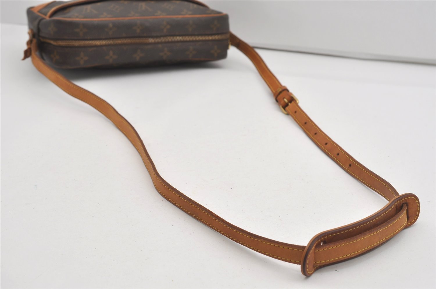 Authentic Louis Vuitton Monogram Trocadero 27 Shoulder Cross Bag M51274 LV 5749I