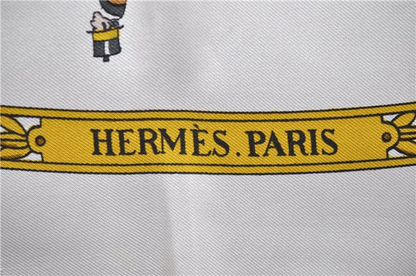 Auth HERMES Carre 90 Scarf "LA PROMENADE DE LONGCHAMPS" Silk White Box 5753D