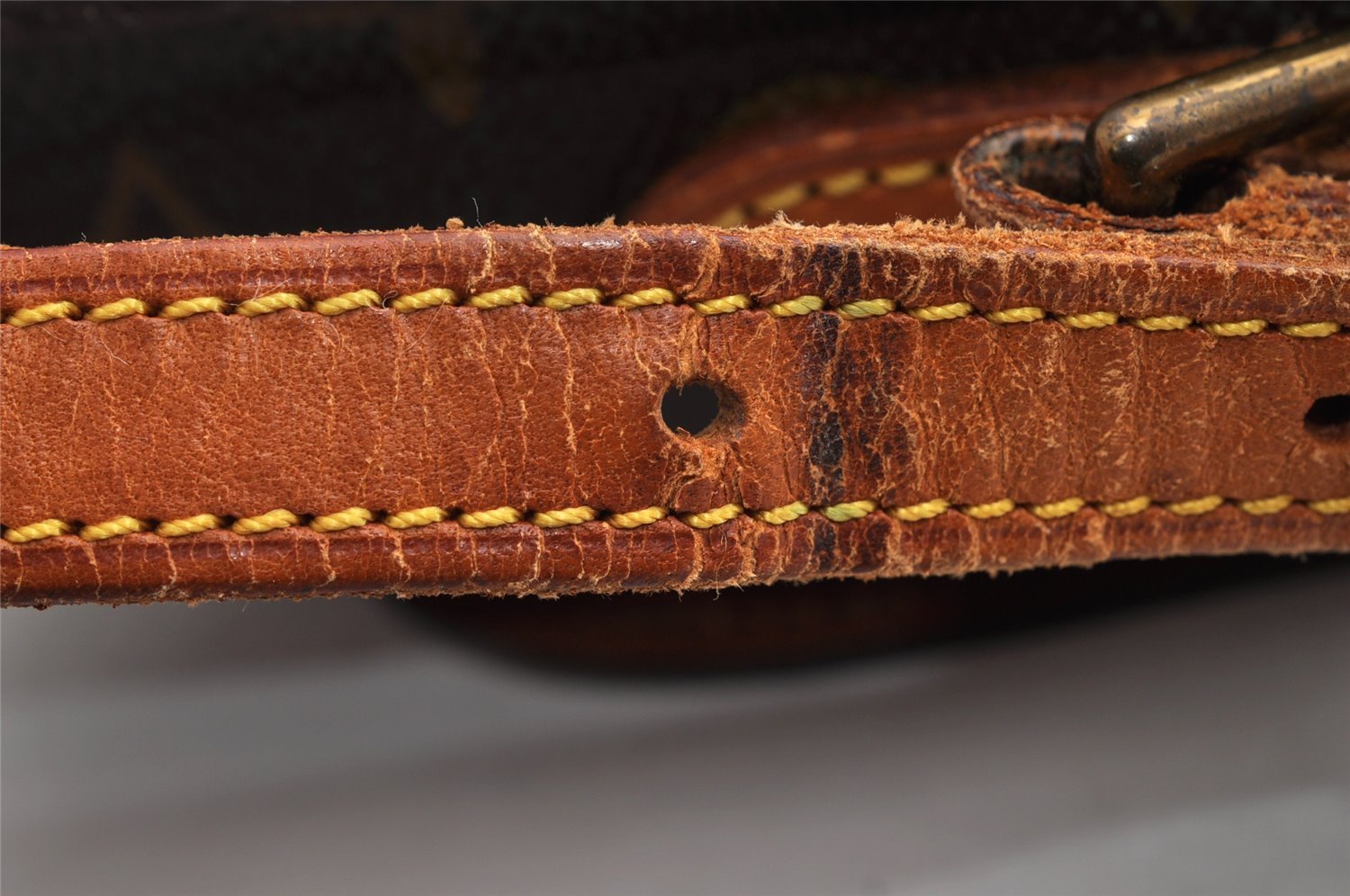 Authentic Louis Vuitton Monogram Saint Cloud MM M51243 Shoulder Cross Bag 5756I