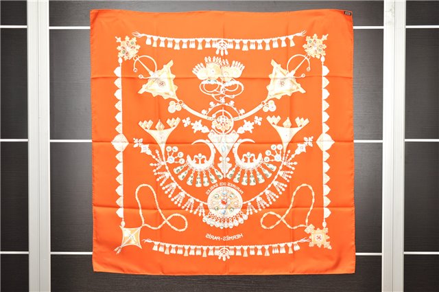 Authentic HERMES Carre 90 Scarf 