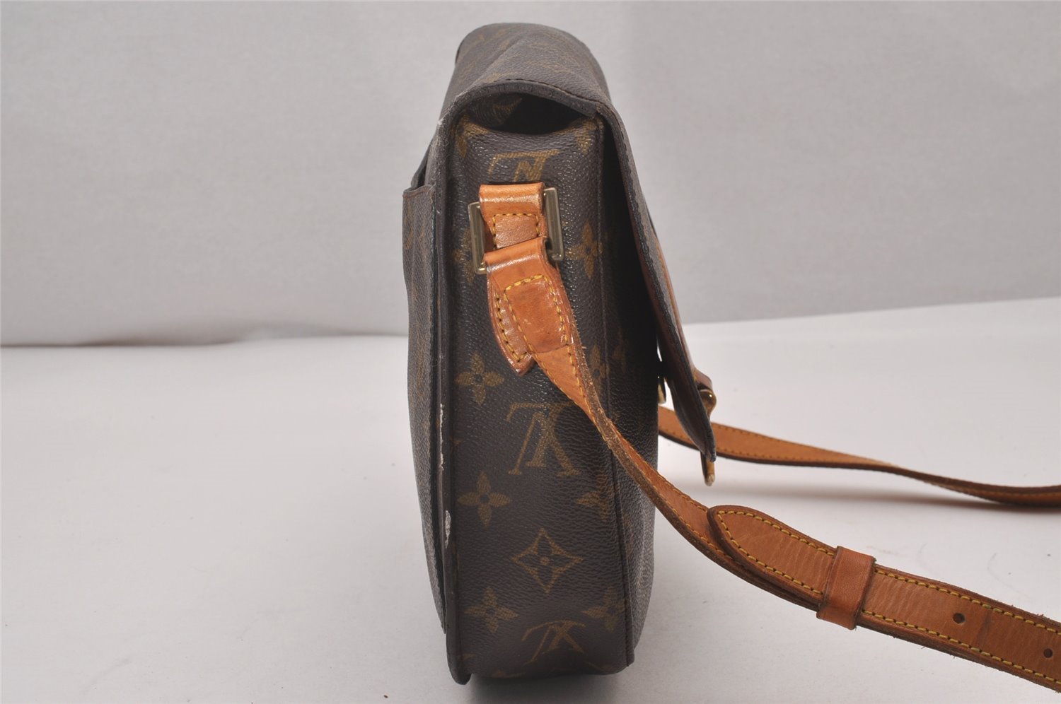 Authentic Louis Vuitton Monogram Saint Cloud GM M51242 Shoulder Cross Bag 5771I