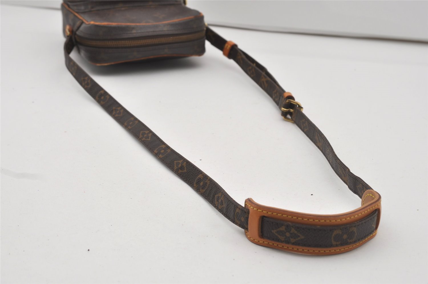 Authentic Louis Vuitton Monogram Amazone Shoulder Cross Body Bag M45236 LV 5775I