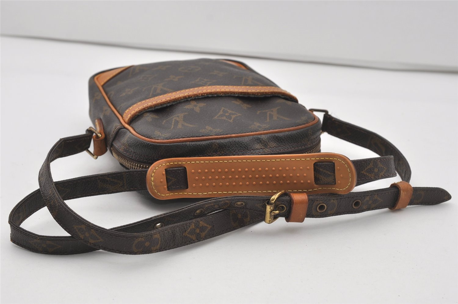 Authentic Louis Vuitton Monogram Danube Shoulder Cross Body Bag M45266 LV 5776I