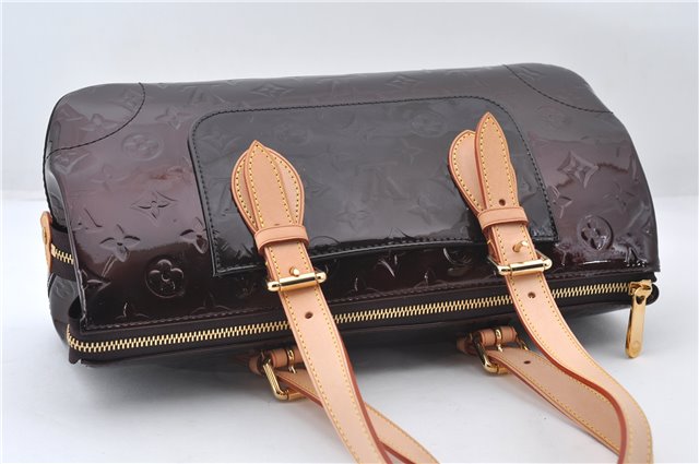 Auth Louis Vuitton Vernis Rose Wood Avenue Shoulder Bag Wine Red M93510 LV 5785E