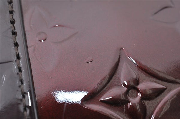Auth Louis Vuitton Vernis Rose Wood Avenue Shoulder Bag Wine Red M93510 LV 5785E