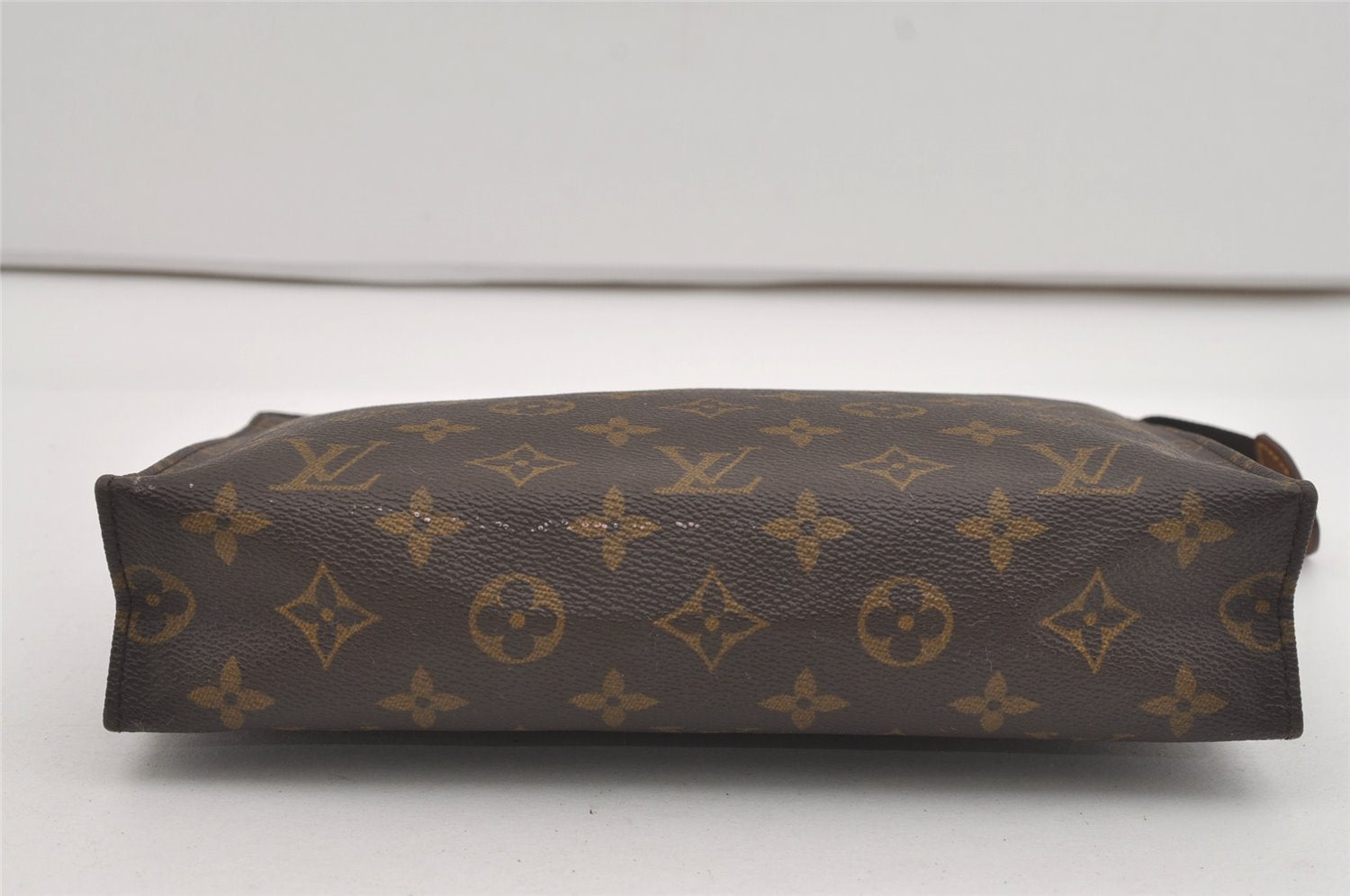 Authentic Louis Vuitton Monogram Poche Toilette 26 M47542 Cosmetics Pouch 5789I