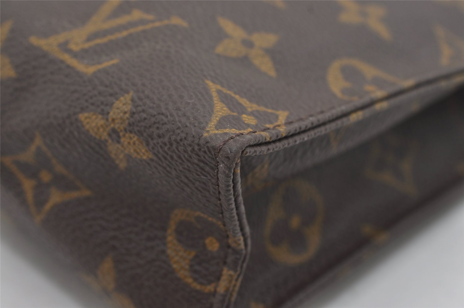 Authentic Louis Vuitton Monogram Poche Toilette 26 M47542 Cosmetics Pouch 5789I