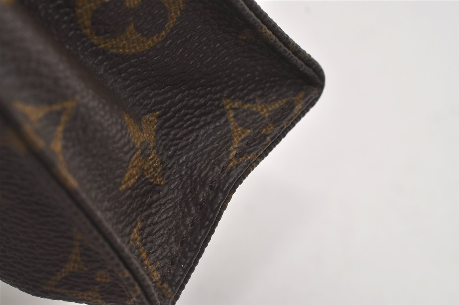 Authentic Louis Vuitton Monogram Poche Toilette 26 M47542 Cosmetics Pouch 5789I