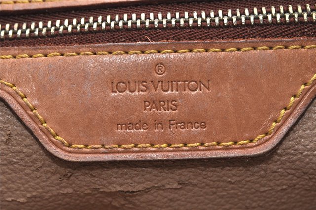 Authentic LOUIS VUITTON Monogram Bucket GM Shoulder Bag Purse M42236 LV 5798C