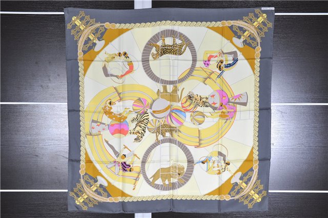 Authentic HERMES Carre 90 Scarf 