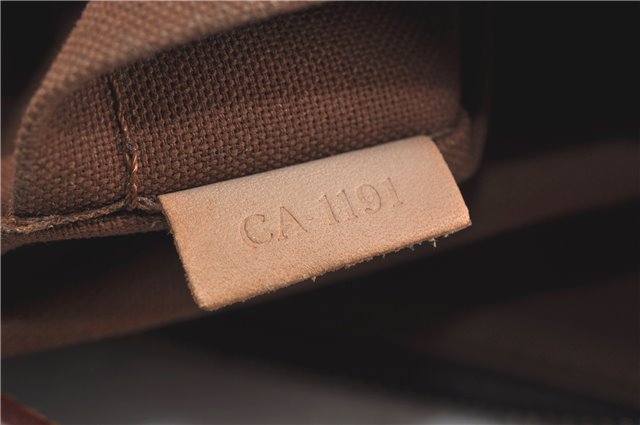 Auth Louis Vuitton Monogram Odeon MM Shoulder Cross Body Bag M56389 LV 5800D