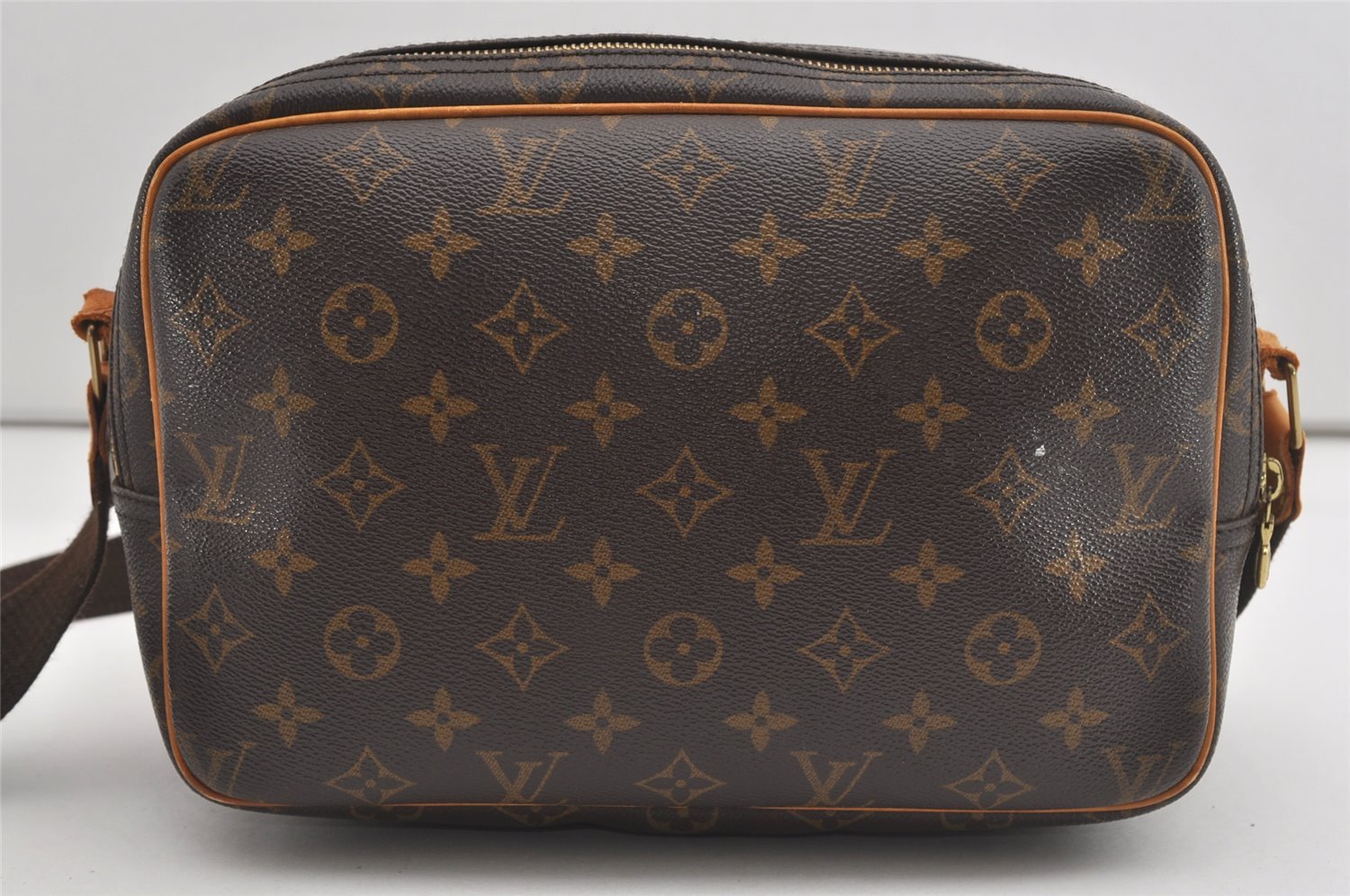 Authentic Louis Vuitton Monogram Reporter PM Shoulder Cross Bag M45254 LV 5804I