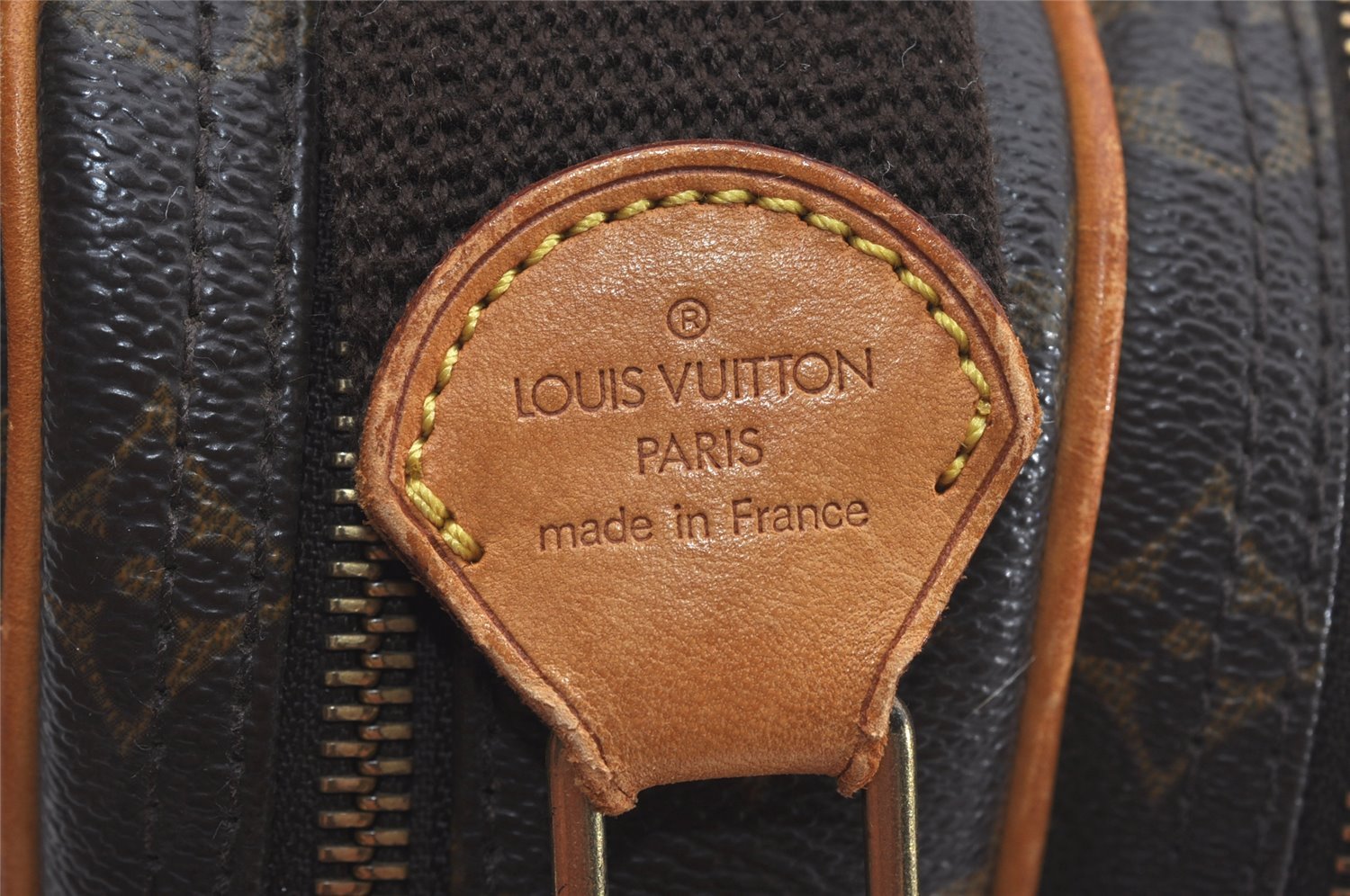 Authentic Louis Vuitton Monogram Reporter PM Shoulder Cross Bag M45254 LV 5804I